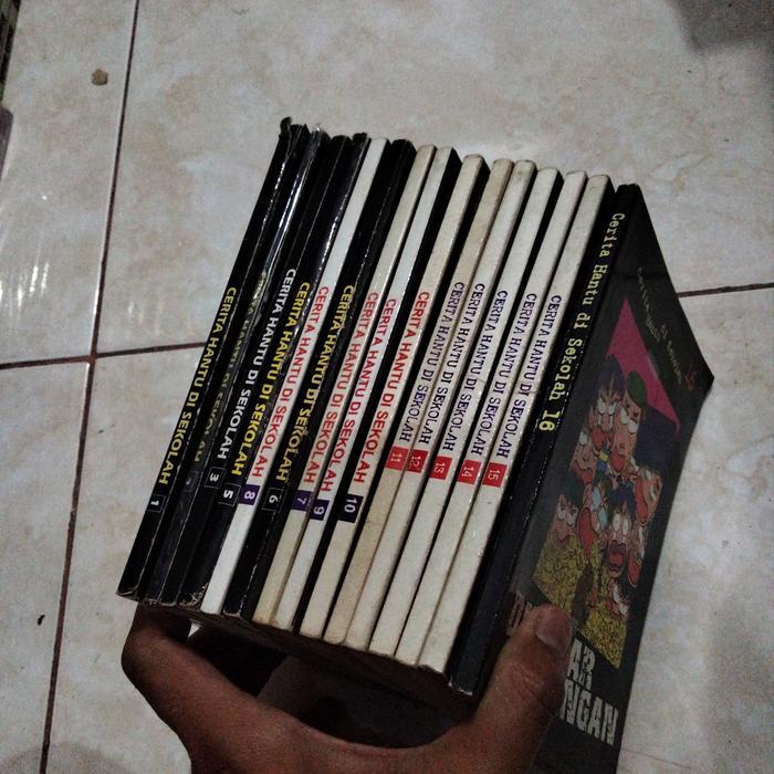 Komik cerita hantu sekolah set