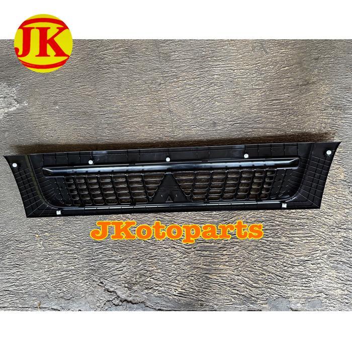 Promo Grill Depan Canter 136