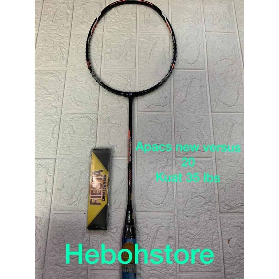 Raket badminton APACS VERSUS 20 kuat 35 lbs + grip original