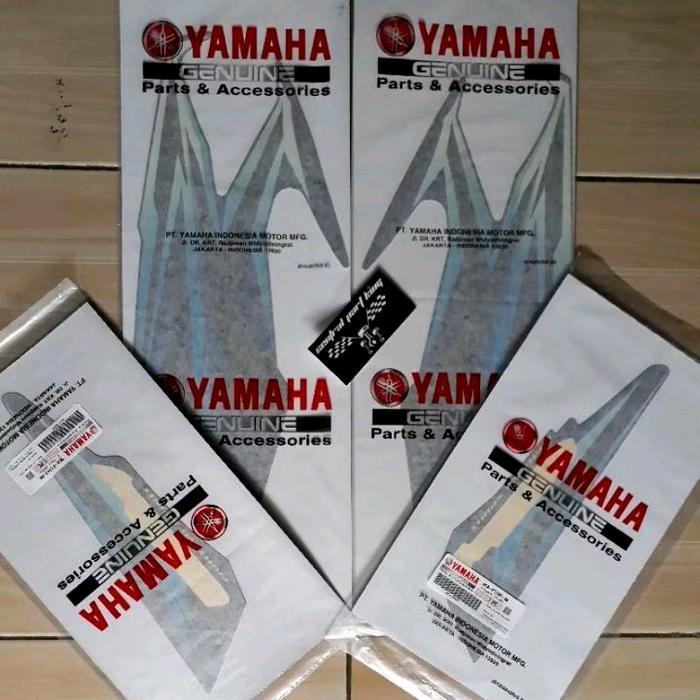 Striping Sticker Tangki Dan Stiker Box Aki Full Set Kiri Dan Kanan Rx King 2005 Biru Asli Original