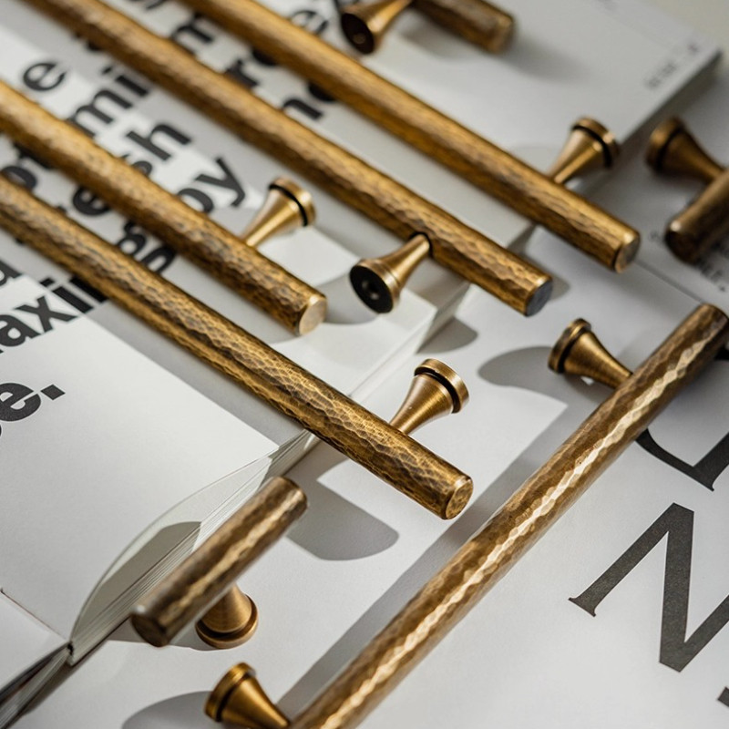 French Hammered Brass Cabinet Handles Luxurious High-end TV Cabinet Handles Antique Bronze Wardrobe