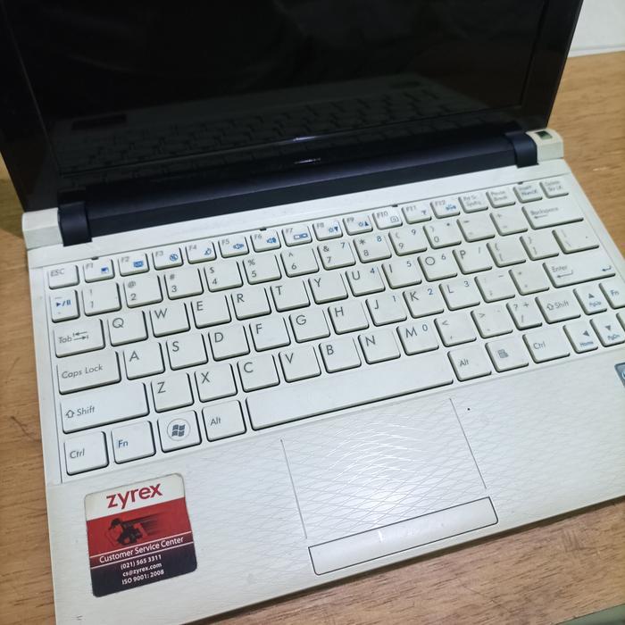 NETBOOK ZYREX M 1115