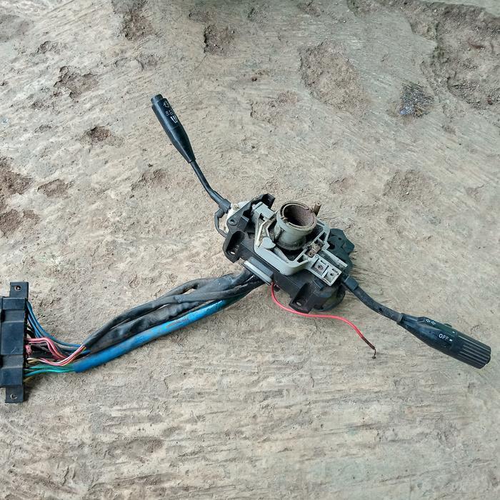 saklar lampu sen kijang super