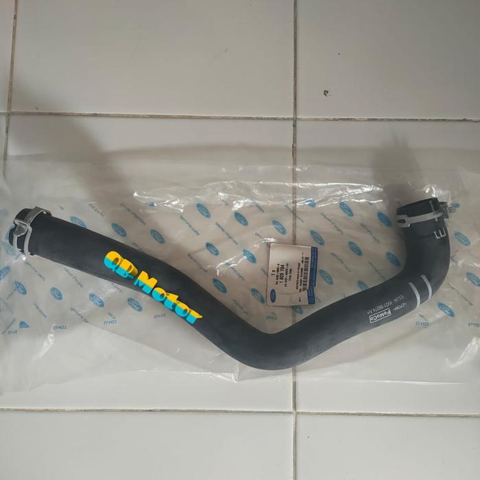Selang Radiator Atas Ford Fiesta