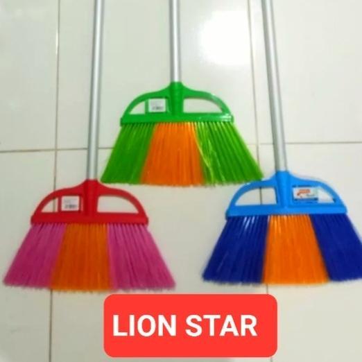 SAPU LANTAI LION STAR BASIC HO7ME/SAPU LANTAI NYLON LION STAR