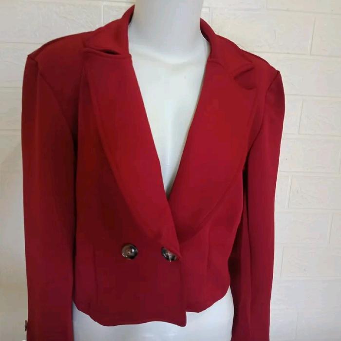 Loowear- Blazer Wanita Model Crop Bahan Scuba Premium/ Blazer Crop Korea Mewah Elegan Modern