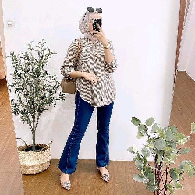 Atasan Wanita Salur Bahan Rayon Premium/Blouse wanita Terbaru/kemeja rayon Premium / Kemeja Rayon