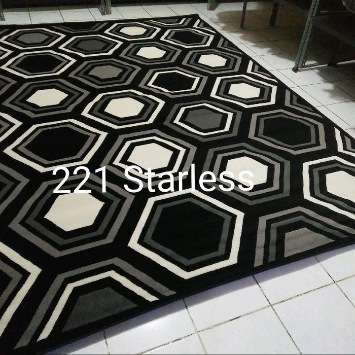 Karpet Permadani Hitam Putih Monocrome Black and White Abu-abu Grey Moderno Momento Besar Jumbo