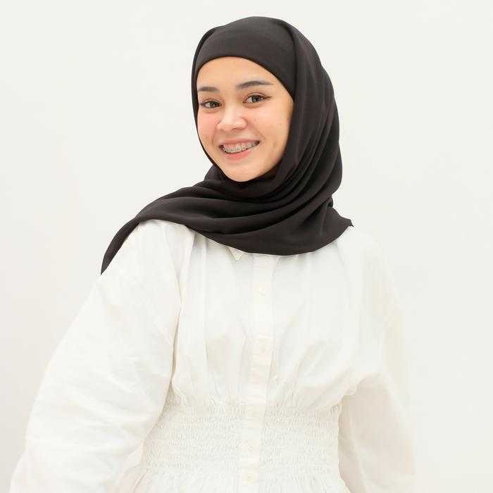 Sedia Lozy Hijab - Araa Square (Hijab Segiempat Instan Ala Inara Rusli) Muslim Ceruty Kerudung