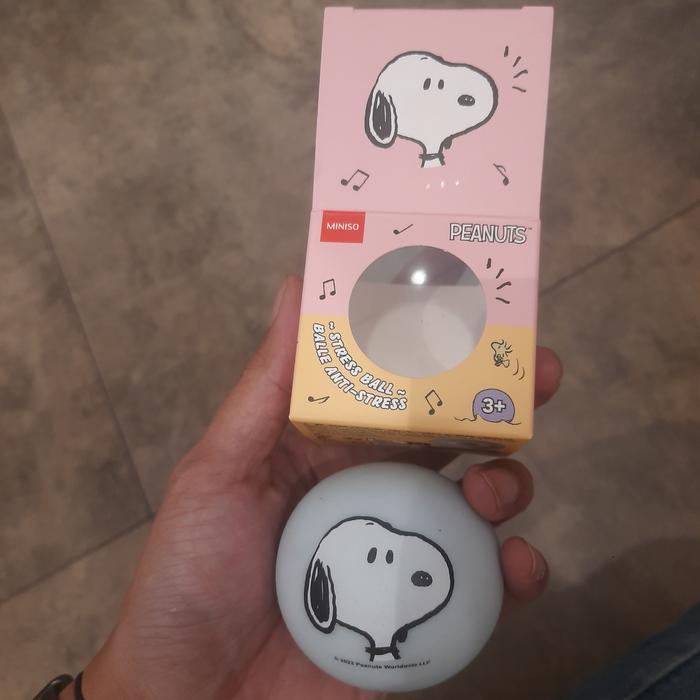 miniso x snoopy stress ball/squishy