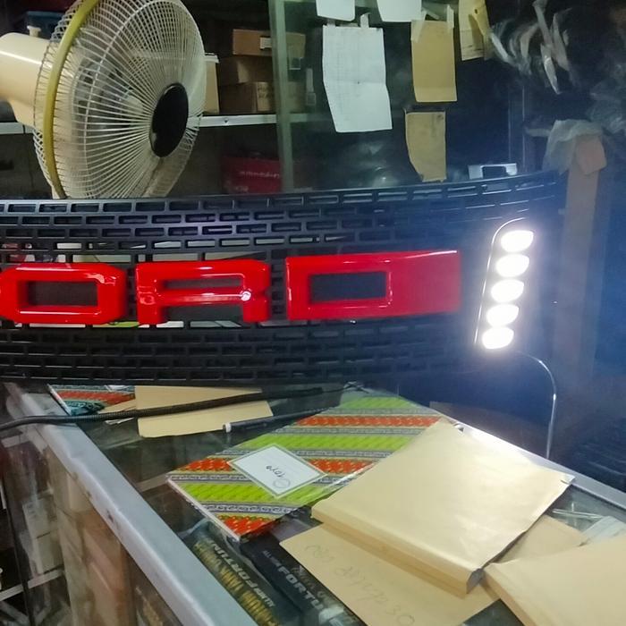 Ford Ranger T6 Grill Depan Led