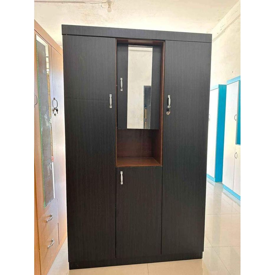 Lemari Pakaian 3 Pintu Lemari Baju Kaca Plus Gantungan BATAM