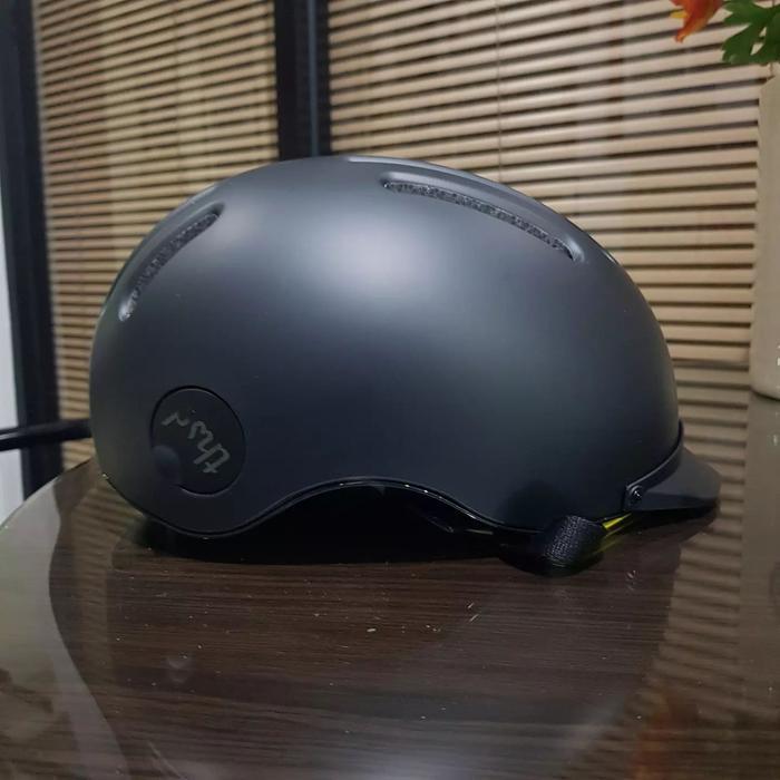 Thousand apter PS Helmet Black