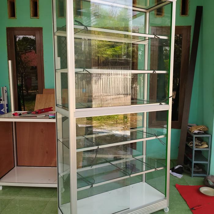 PROMO Etalase Kaca Tinggi 200cm BISA GOSEND