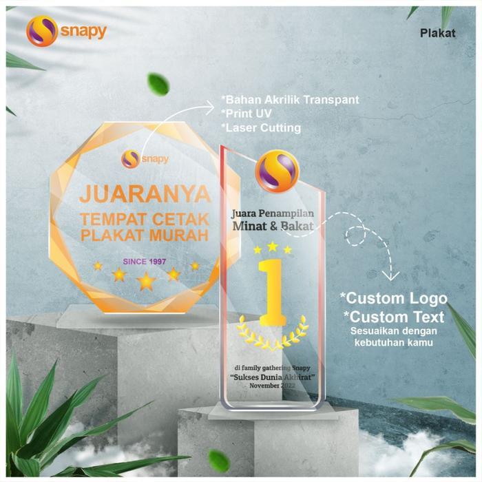 Kado Plakat Wisuda Karikatur, Plakat Custom Akrilik