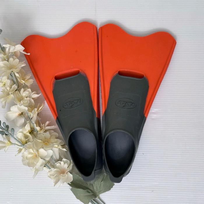 Butik Saniyya Outdoor Kaki Renang Katak PANTAS Training Fins I Sepatu Renang Silikone Anak-anak