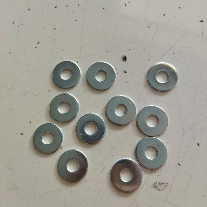 . Ring plat m8 lebar galvanis 2,3cm tebal 1mm