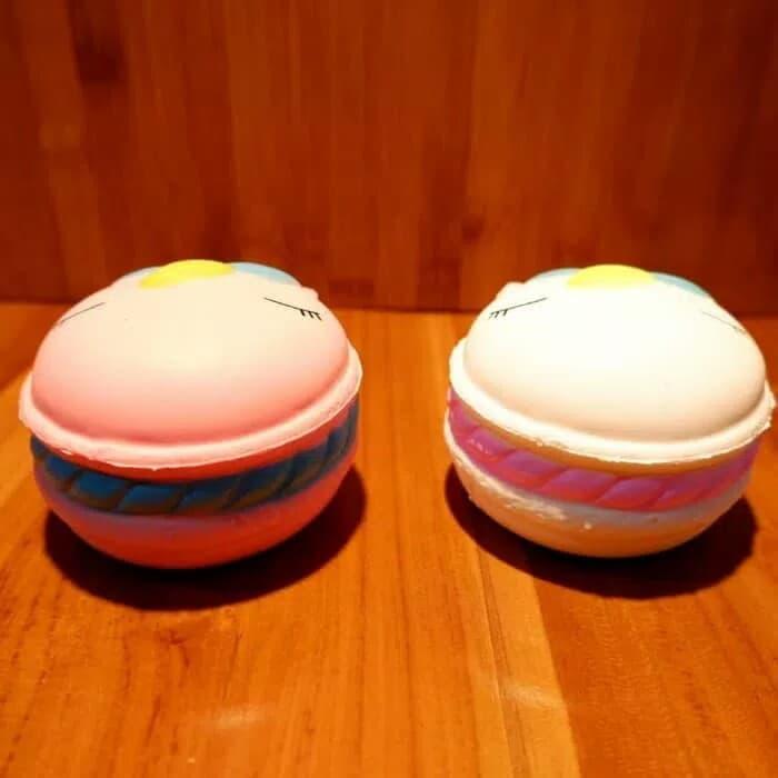 Squishy/Squizy Unicorn Macaron