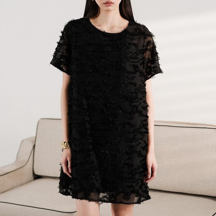 This Is April Enzy Dress Simple Casual Midi Textured Lengan Pendek Ivory Dan Black