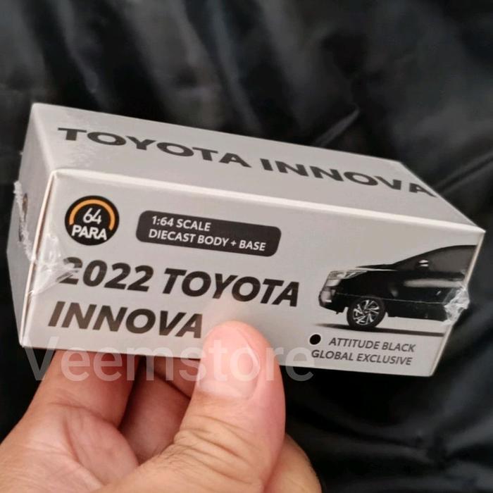 Diecast 1:64 Toyota Innova Reborn 2022 [SEGEL] Attitude Black RHD
