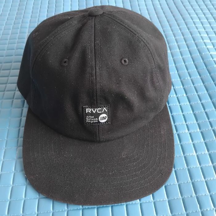 topi rvca warna hitam second like new