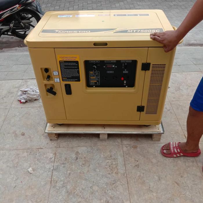 genset silent 5000 watt maestro mt7500sc