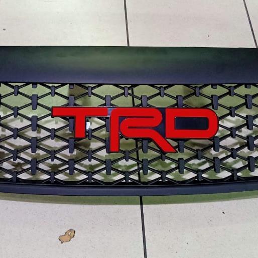 Grill Trd Grand Fortuner 2012-2015