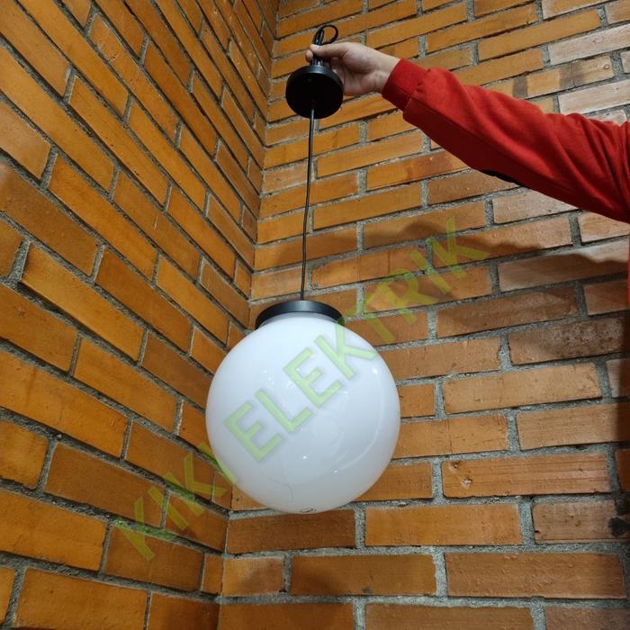 Kap Lampu Gantung Bulat Susu Diameter 20 cm Anti Pecah ( Satuan ) Base Satuan KOMPLIT
