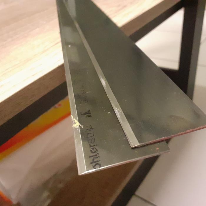 Pisau pond Rule Die Bohler 40x1.05x1000mm