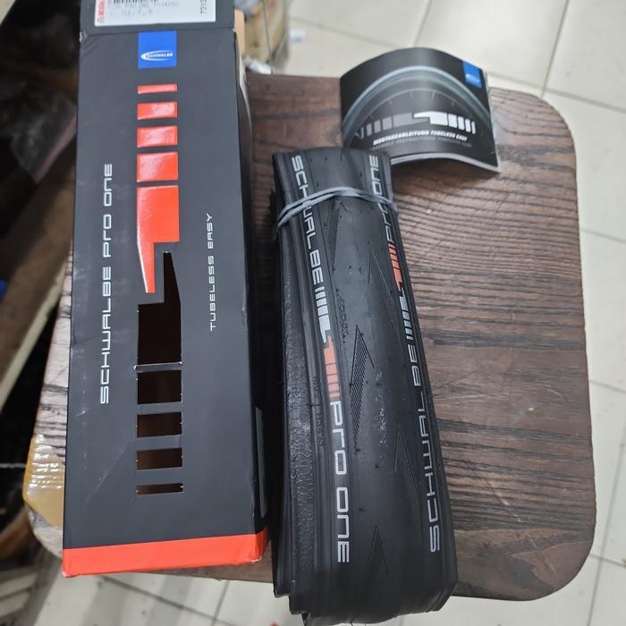 Tire Schwalbe Pro One 700X25 Tle Schwalbe Tubeless Easy Hitam Kevlar