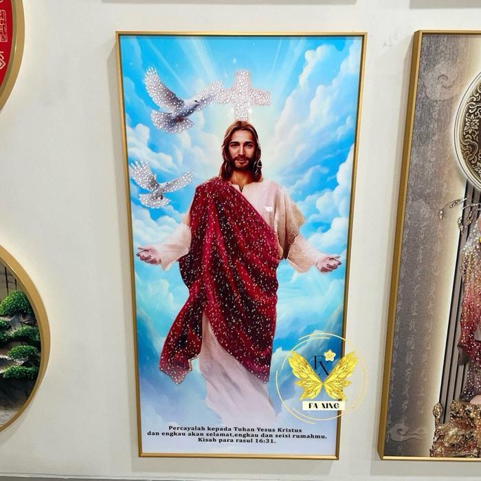 Lukisan Porcelain 5D Diamond Motif Tuhan Yesus Rohani Pajangan Dinding Mewah Elegan untuk Dekorasi
