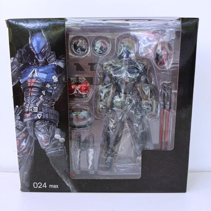 Revoltech Batman Arkham Knight Amazing Yamaguchi Series Pasti Ori