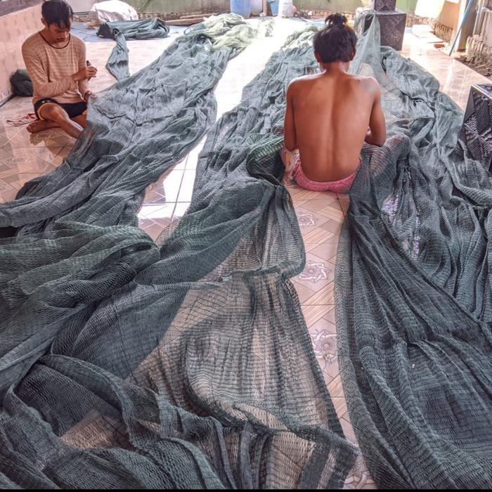 jaring keramba apung,bisa tutup kolam ikan. pagar kandang ayam.