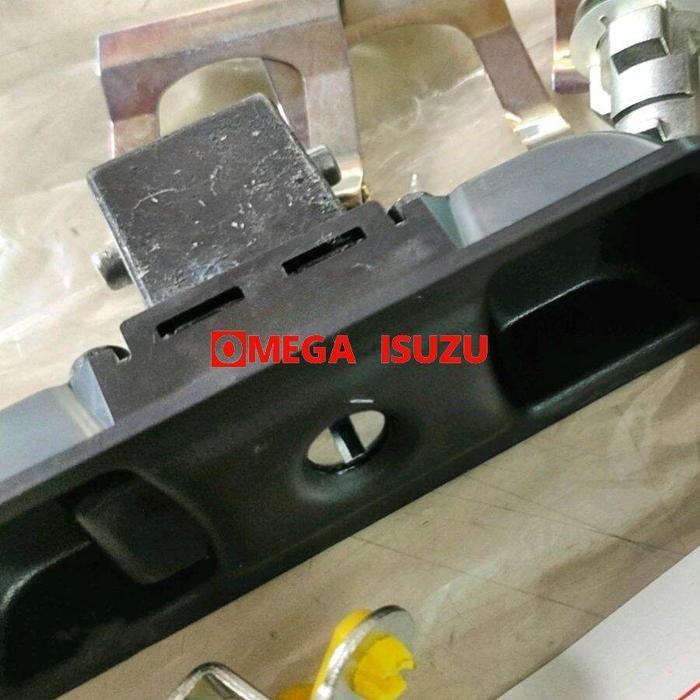 Kunci Laci Dashboard Dash Board Isuzu Panther Pick Up Kotak Original