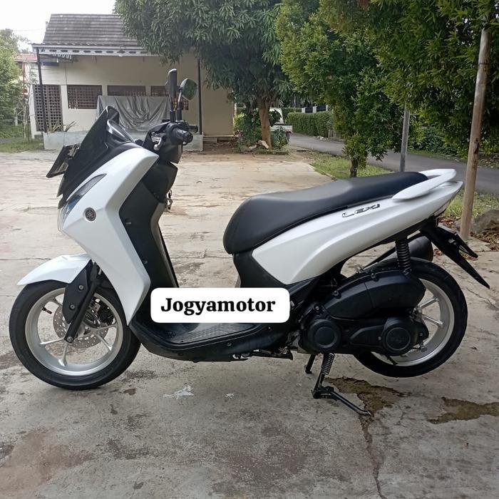 Motorr second yamaha lexi 2018 berkualitas