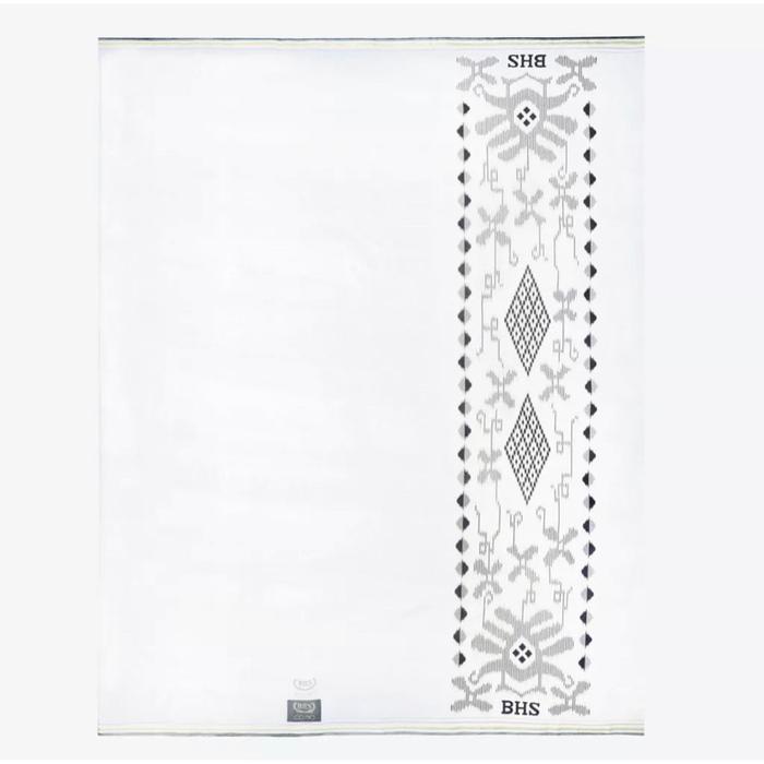 [Garansi Original] Sarung Bhs Cosmo Ppn Silver Motif K26 Warna Putih Polos Tumpal Kembang Selvedge