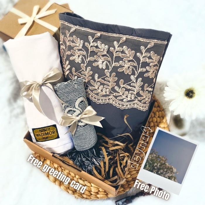 Hampers Alat Shalat Couple Mukena Dan Sarung Wadimor Wedding Tahlilan