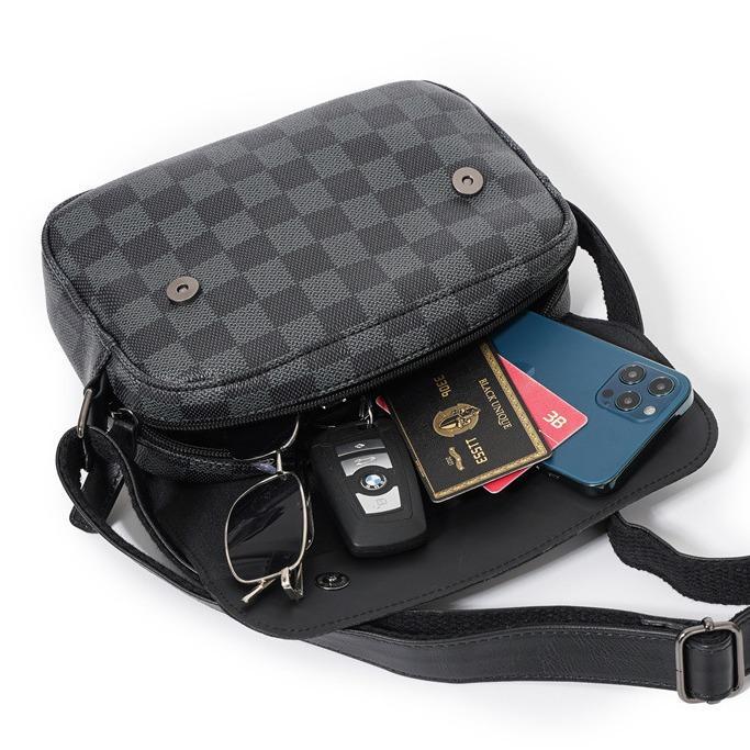 Tas Selempang Pria Leather Concept Yulius Tas Selempang Pria Kulit Mini Sling Bag Kulit Pria