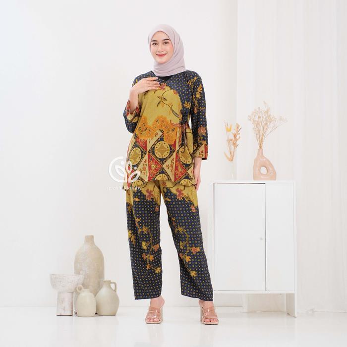 One Set Kimono Batik Asmara