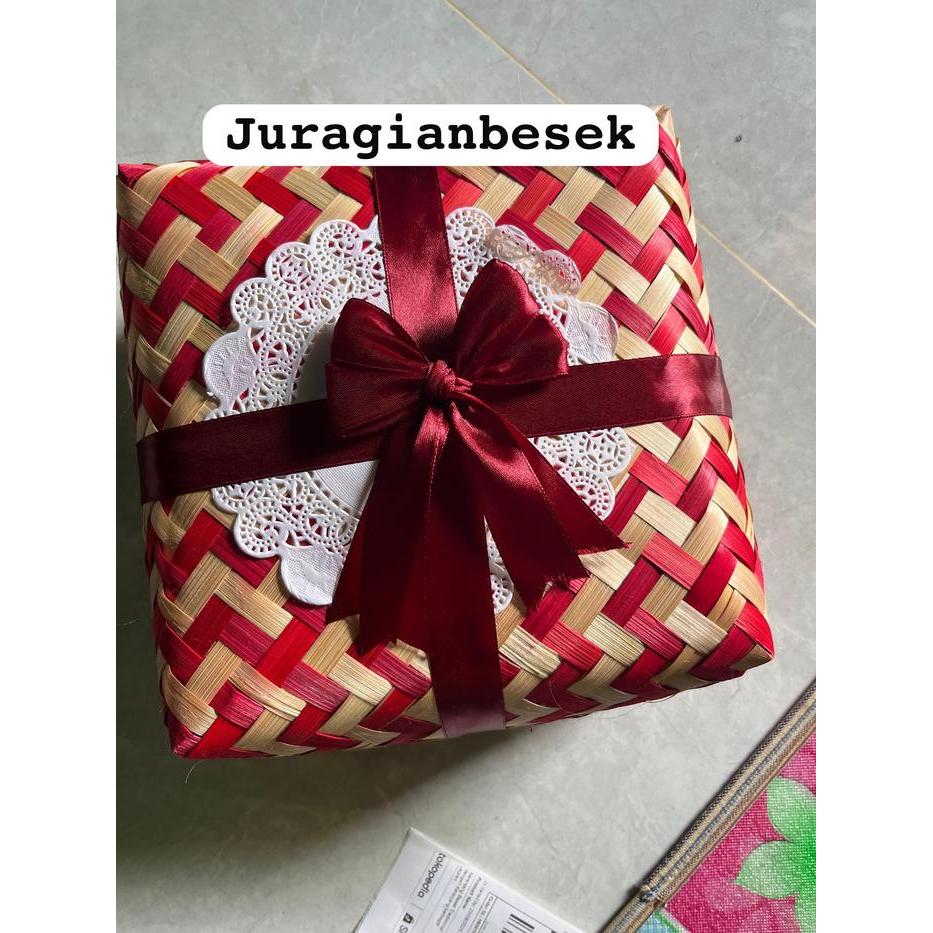 [10set ] Besek Batik 18x18x9 cm -besek unik-dus nasi unik-