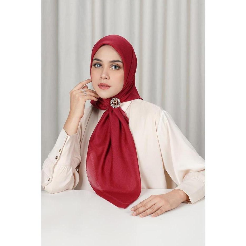 Buttonscarves Today's Scarf.