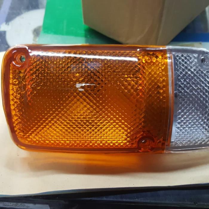 Lampu Sen Corner Lamp Nissan Patrol Y60 Kttoem
