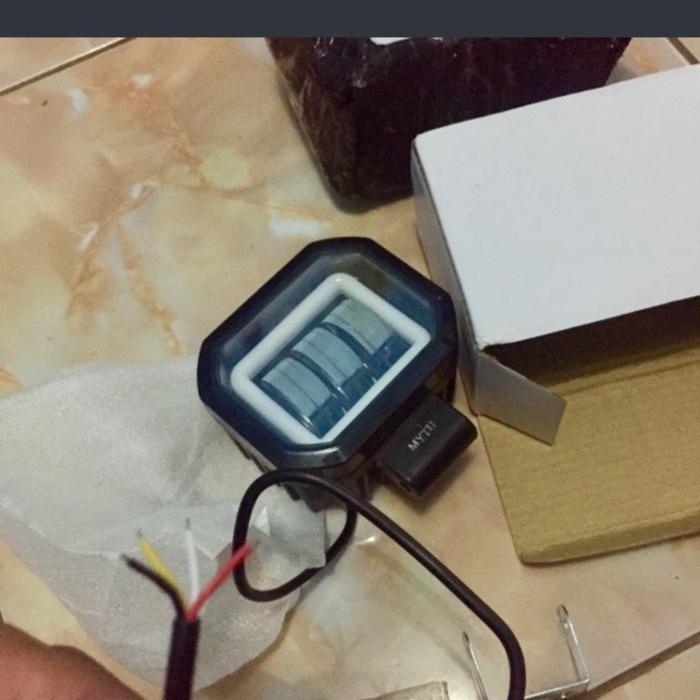 Lampu Tembak Led Cwl K30 3 Mata 4D Angel Eye 30 Watt Kotak Biru