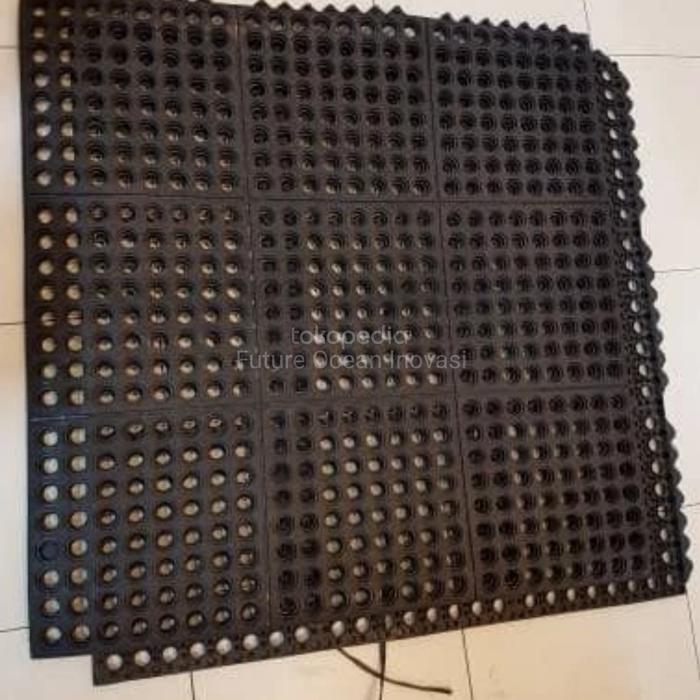 karet lantai kamar mandi ( karet anti Slip )