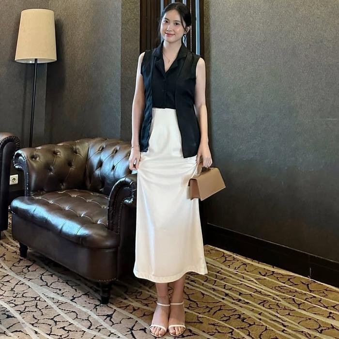 Pola Wear Mecca Vest Rompi Atasan Wanita Polos Korean Style Top Outer Premium Simple Hitam Panjang