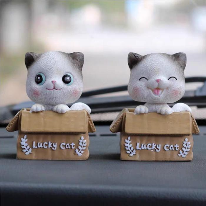 Pajangan Hiasan Dashboard Mobil Kucing Goyang Kepala Car
