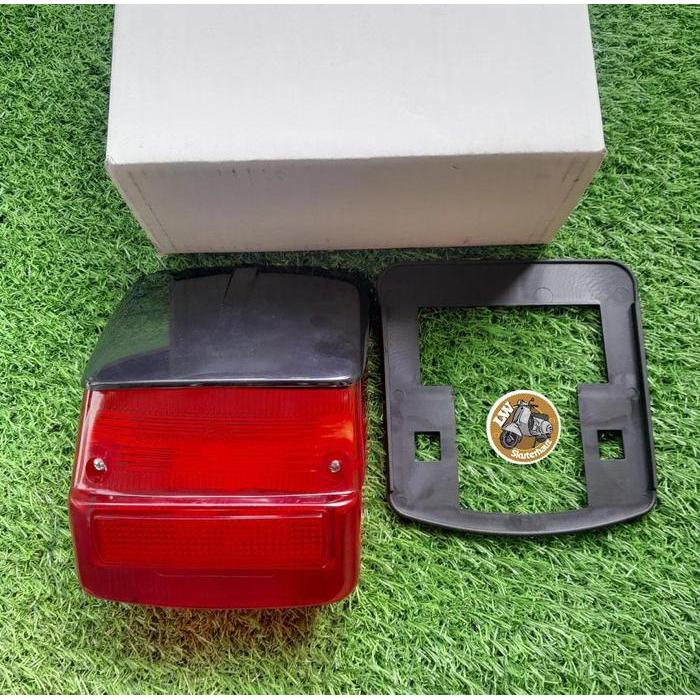 Stoplamp Bosatta Kotak Hitam Utk Vespa Sprint Super Dkk