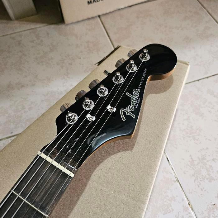 Gitar fender stratocaster custom new