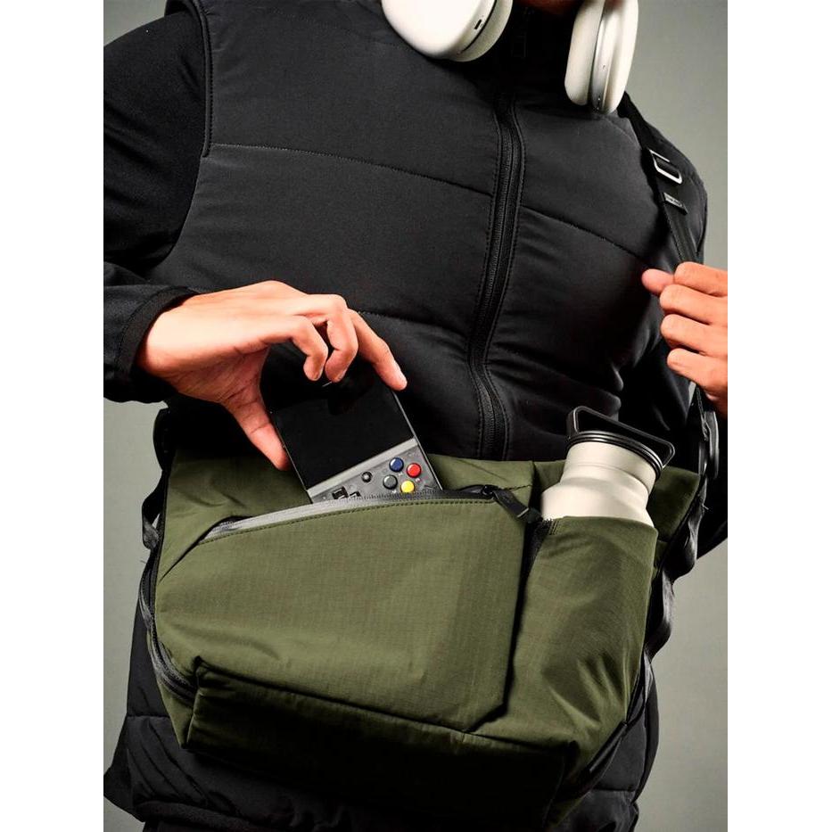 Alpaka Tas Selempang Pria Flow Satchel 4L Sling Bag