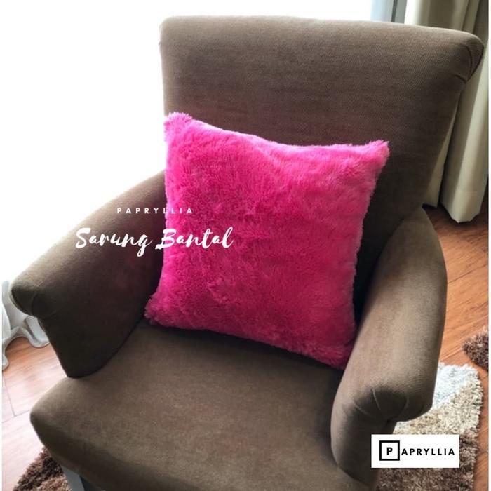 Sarung Bantal Bulu / Sarung Sofa / Sarung Kursi Tamu ( Pink Tua )